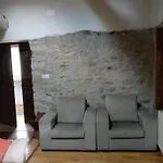 Ca Rifo, En Asturias, Puerta De Somiedo A Orillas Del Rio Narcea