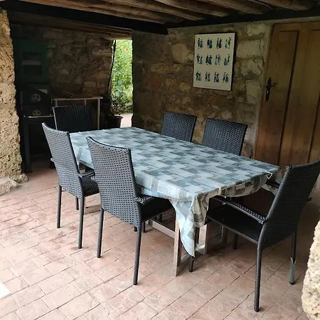 Casa vacanze Ca Rifo, En Asturias, Puerta De Somiedo A Orillas Del Rio Narcea