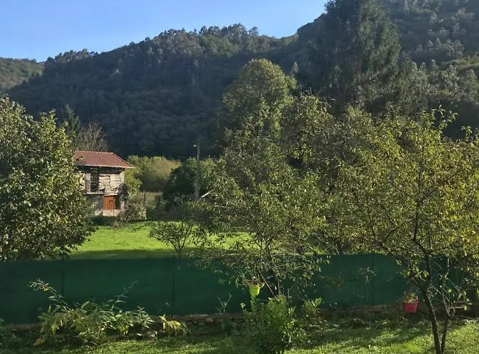 Ca Rifo, En Asturias, Puerta De Somiedo A Orillas Del Rio Narcea 度假居 Barcena